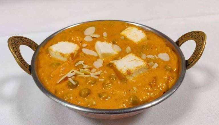 LS Matar paneer.