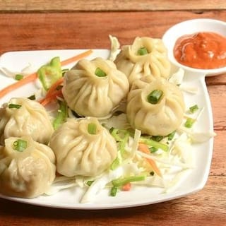 VEG STEAMED MOMO