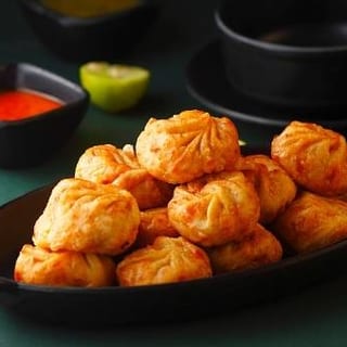 VEG DEEP FRIED MOMO