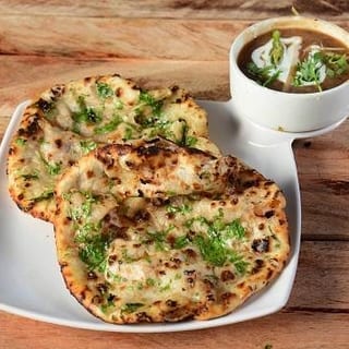 ONION KULCHA