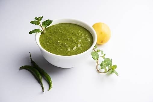 Extra Green Chutney.