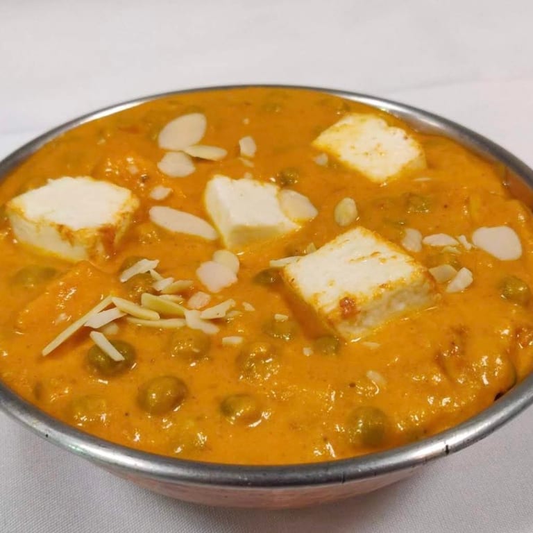 Matar Paneer: A Delicious Vegetarian Indian Dish